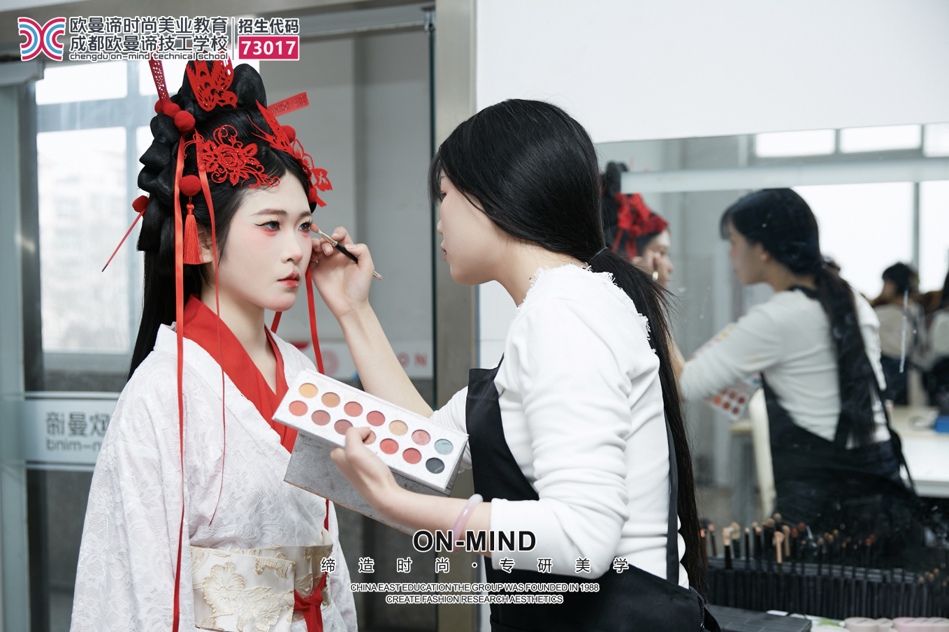 初中毕业女孩子学什么有前途?